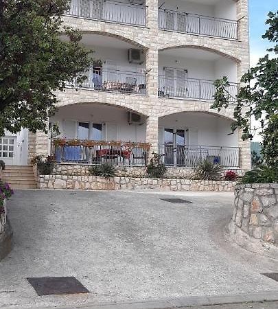 Apartmani Kevric Novi Vinodolski Εξωτερικό φωτογραφία